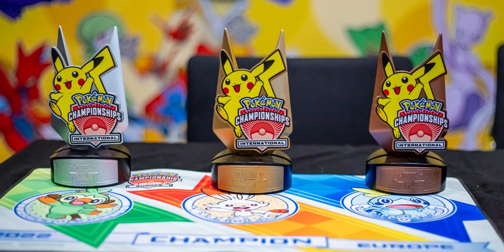 Winnaars van het Pokémon Europe International Championship 2022 in Frankfurt gehuldigd